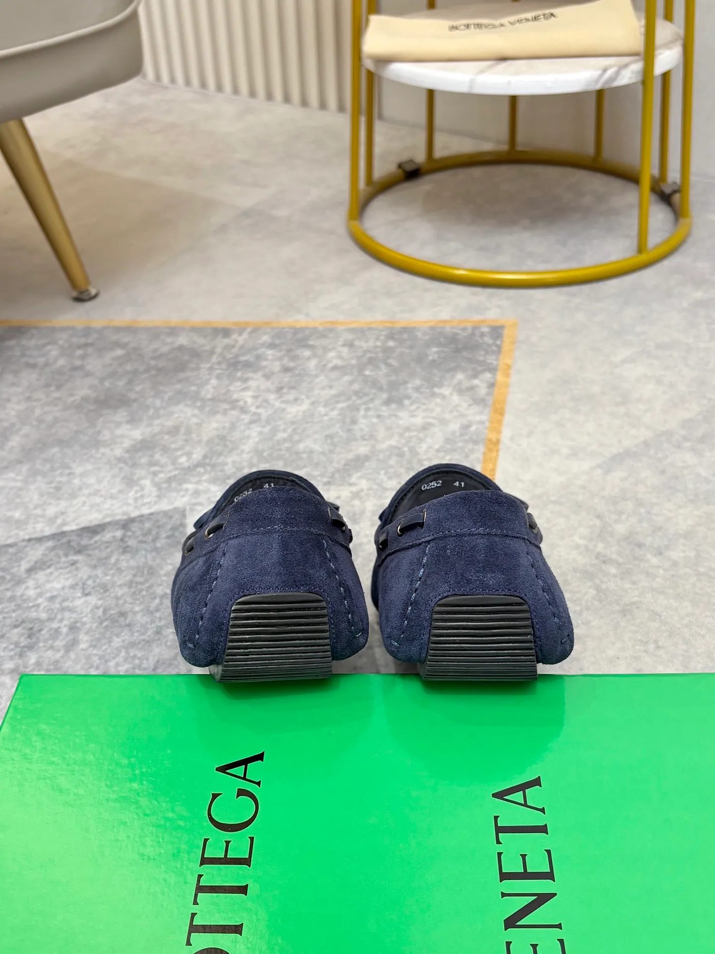 P420💰 (Niu Li + Niu Pad) [BV] The latest hot style‼ ️Casual men's shoes, uppers imported first-layer cowhide ➕Full imported cowhide lining✔️Exquisite workmanship, excellent foot feel, special rubber soles✔️, cool and fashionable, the latest fashion, fashionable outsole, hurry up.  Code number: 38-44 (can be customized to 37.45, non-refundable)
